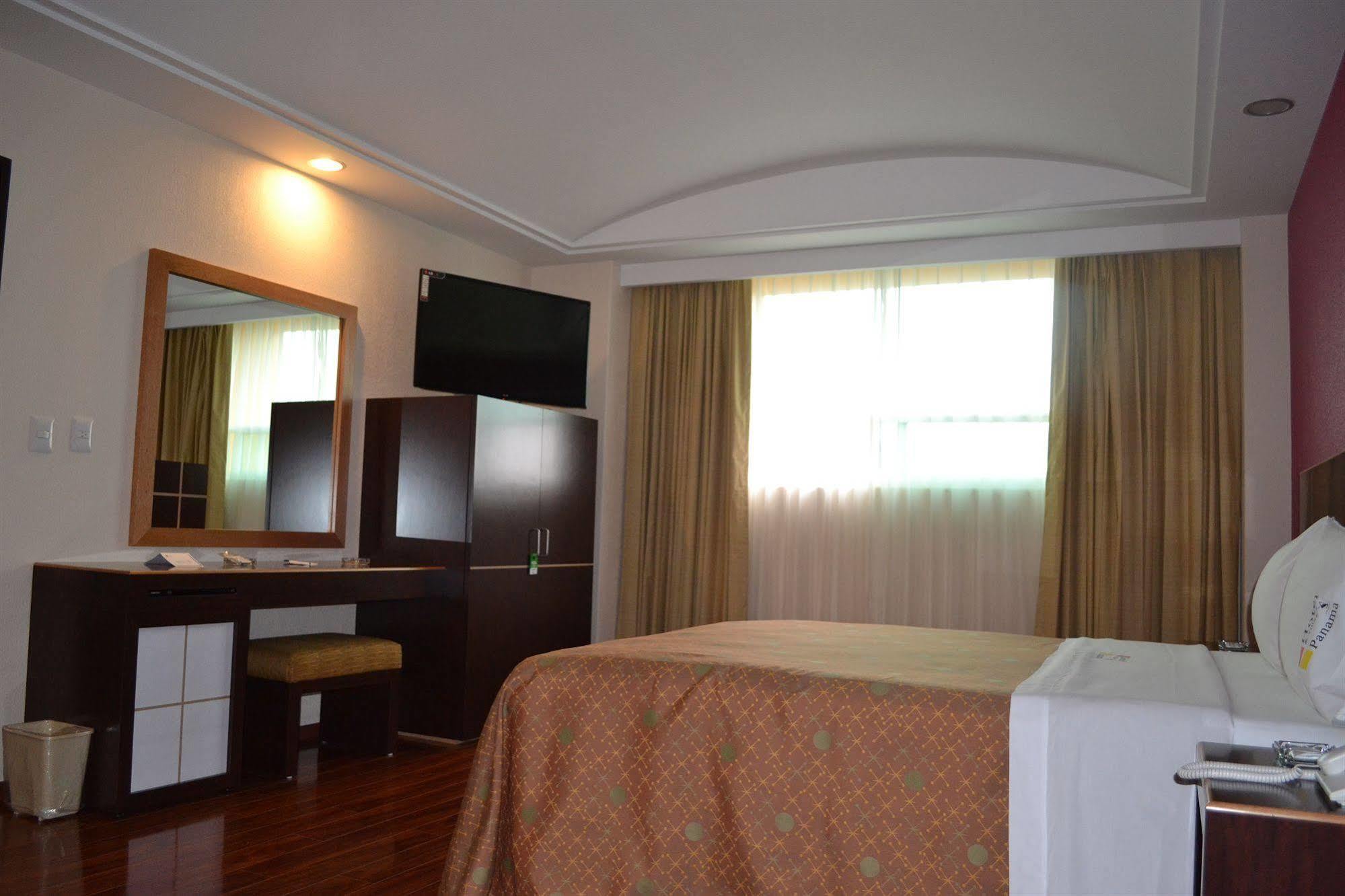 Hotel&Villas Panamá Città del Messico Esterno foto